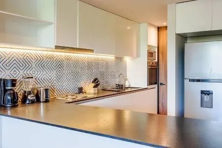 Captivating Rooftop Pool, Gym, Wifi L Free Parking Playa del Carmen 0*,  Mexico