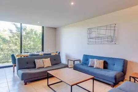 Captivating Rooftop Pool, Gym, Wifi L Free Parking Playa del Carmen
